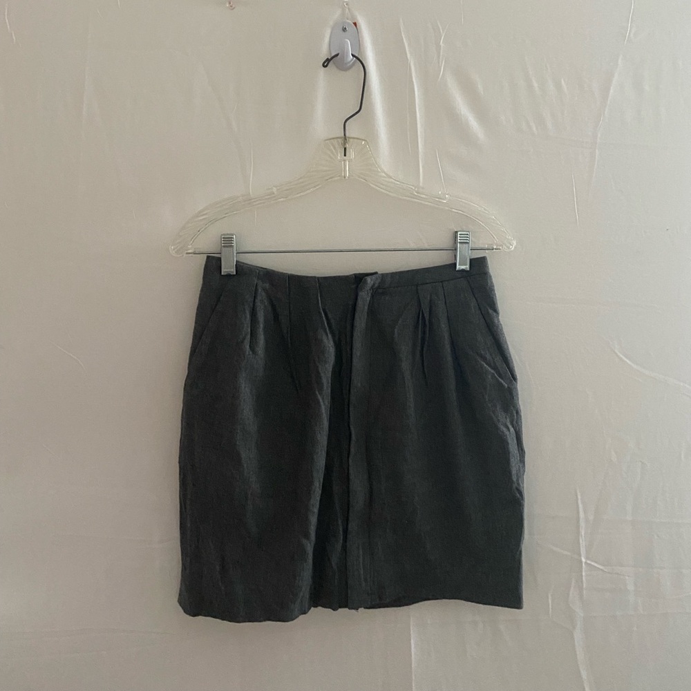 WHYRED Grey Wool Full Zip Front Mini Mid-Rise Skirt, size 4